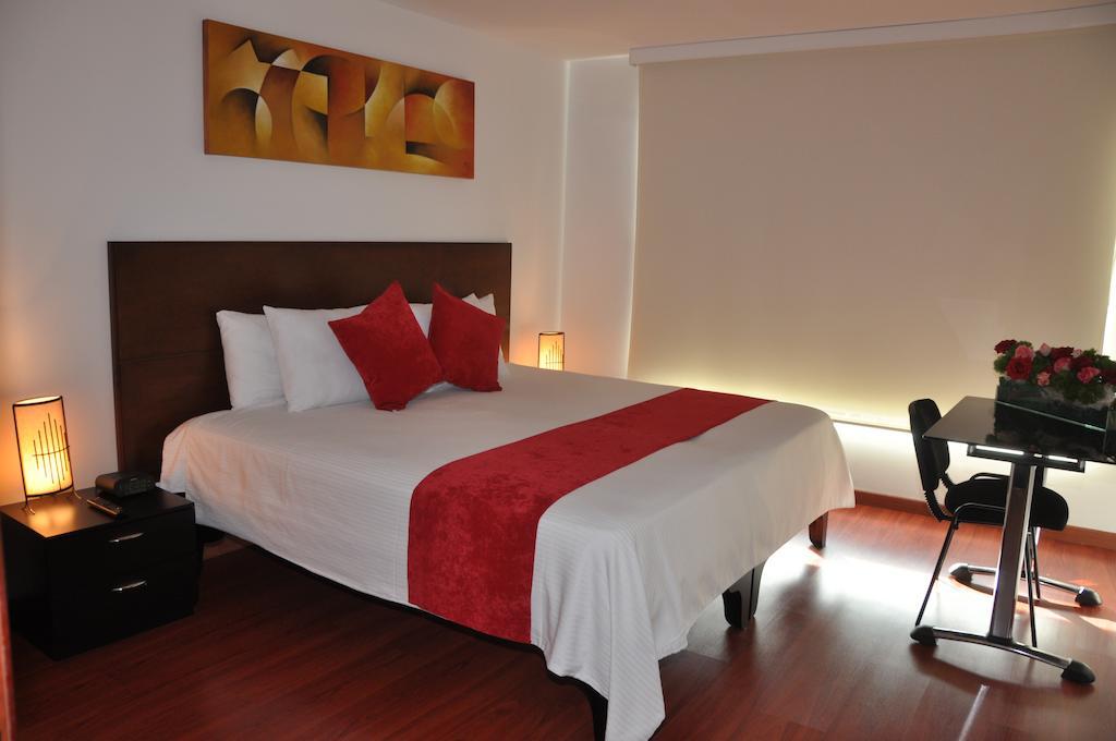 Apartasuites Plaza Modelia Bogotá
